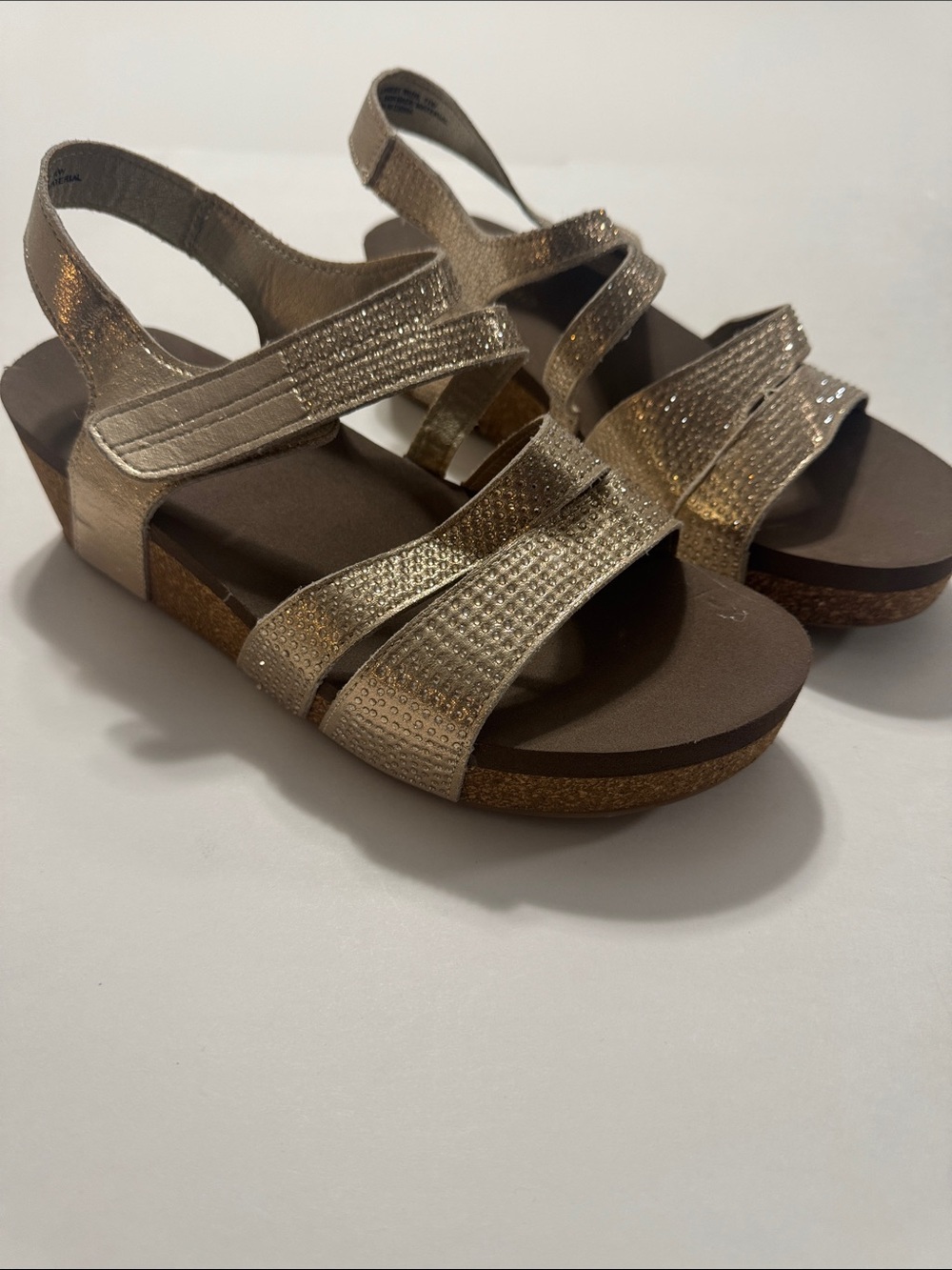 Women's Metallic Gold Strappy Comfort Sandals